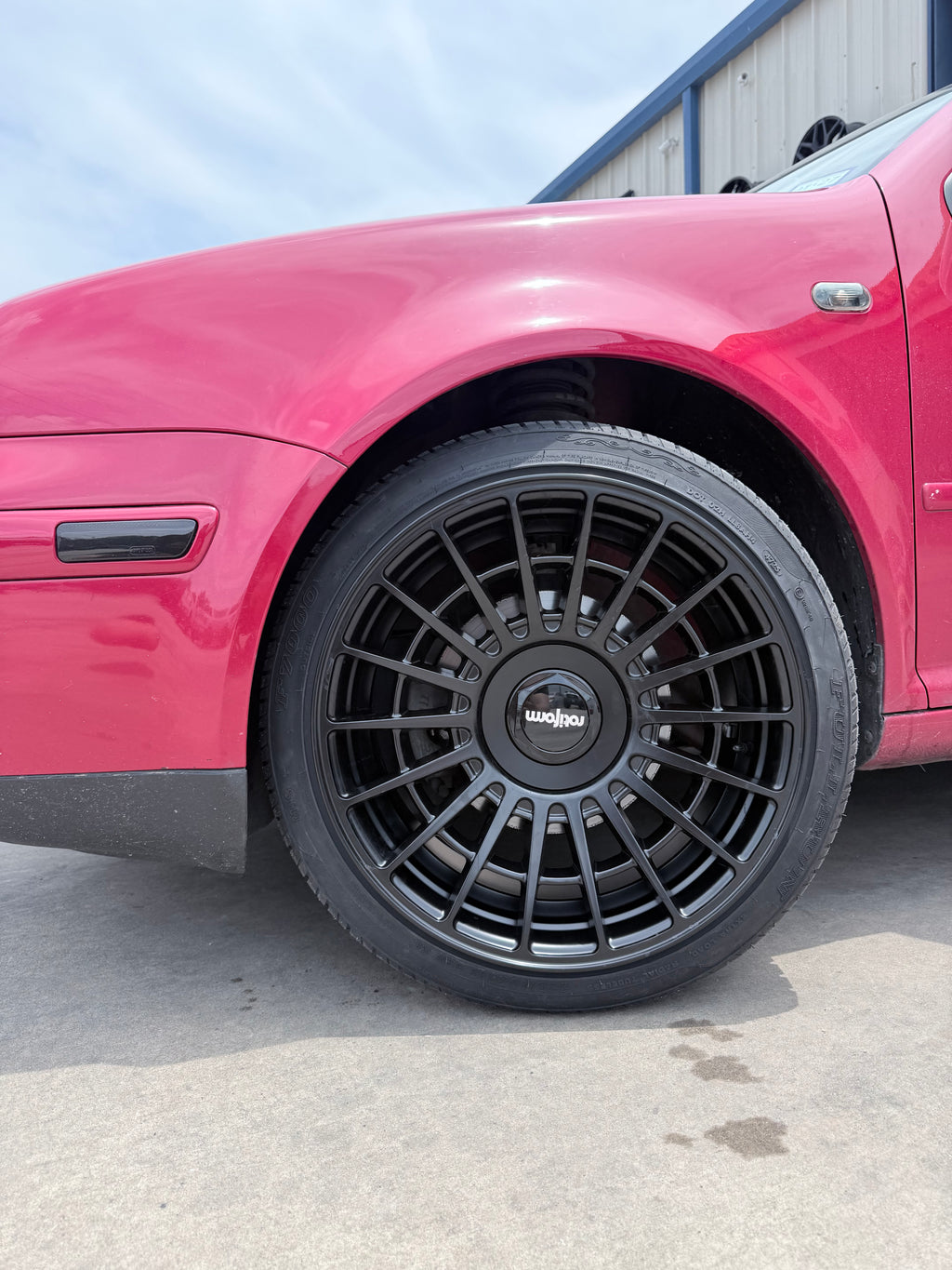 2002 - 2005 VW GOLF WITH 18X9 ROTIFORM LAS-R WHEELS AND 225/40R18 TIRES - GALLERY