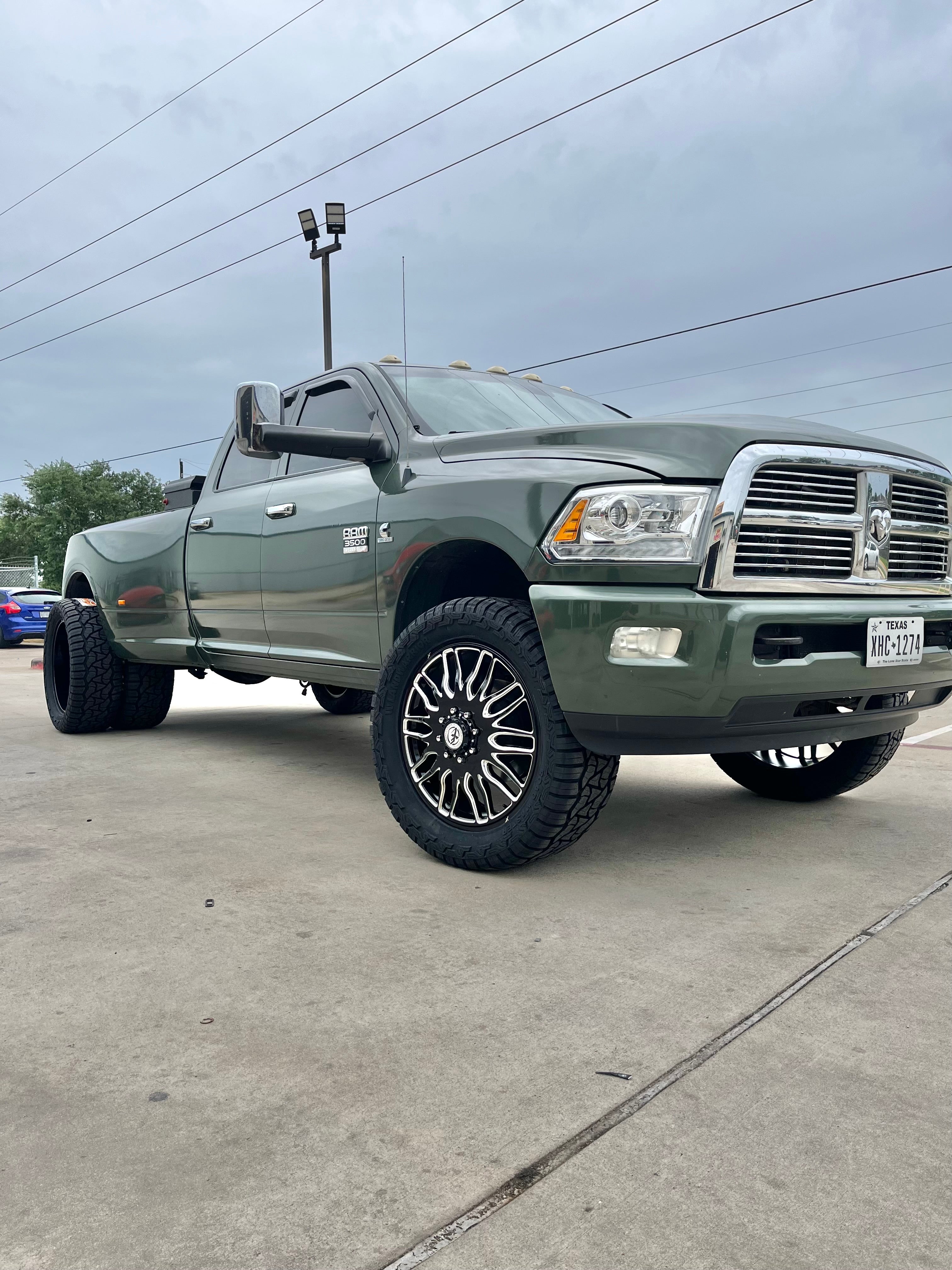 2010 - 2018 RAM 3500 DUALLY WITH 24X8.25 XF OFF-ROAD WHEELS, 37X13.50R24 RT TIRES AND 3" LEVELING KIT - GALLERY