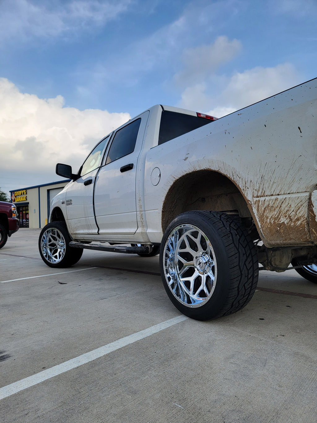 2009 - 2018 RAM 1500 WITH 22X12 XTREME FORCE WHEELS, 305/40R22 NITTO TIRES AND 2.5" LEVELING KIT - GALLERY