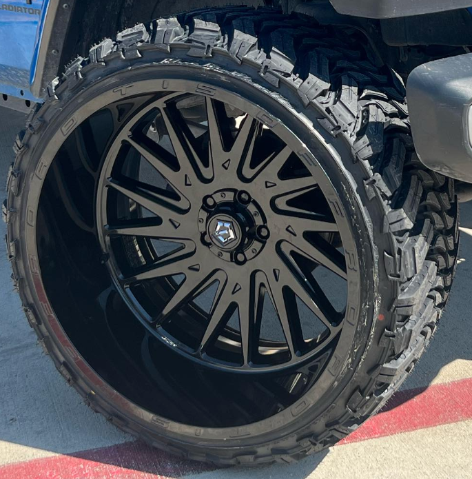 TIS 547B OFF-ROAD WHEELS WITH 6X5.5(139.7) & 6X135 BOLT PATTERN - GLOSS BLACK