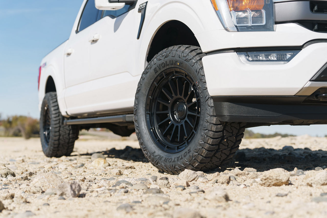 FUEL OFF-ROAD WHEELS ASCEND FC905 6X5.5(139.7) - MATTE BLACK W/ GLOSS BLACK LIP