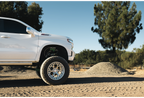 FUEL OFF-ROAD WHEELS CHARGER FC873 6X5.5(139.7) - GLOSS SILVER W/ MACHINED FACE